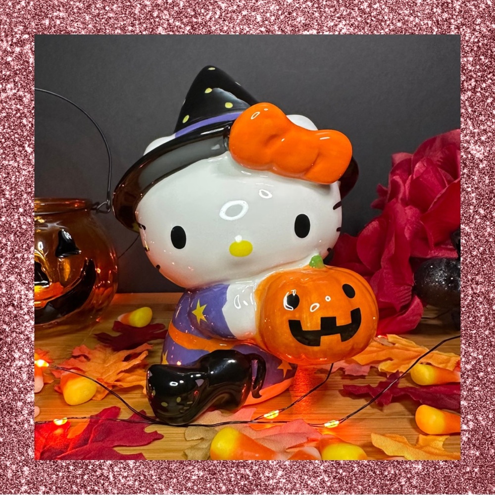 Hello Kitty Halloween Witch Figurine